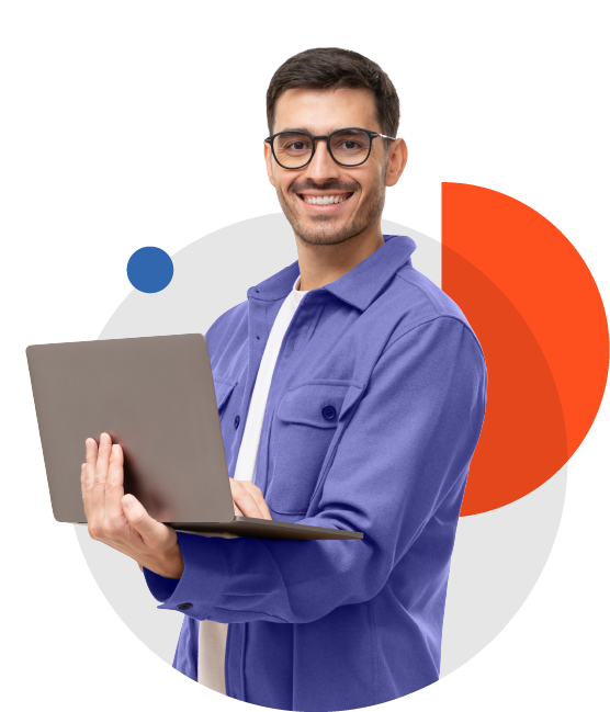 Hombre sonriente con su notebook, sobre un círculo gris con un arco naranjo